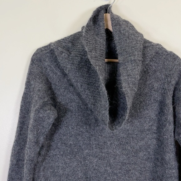 Aritzia Wilfred Free Faretta Sweater Off the Shoulder Merino Wool - Picture 8 of 16